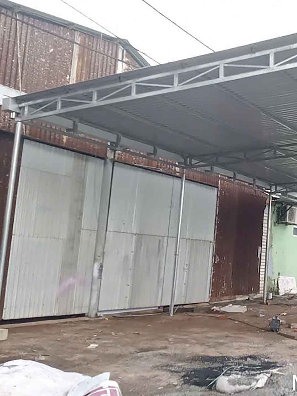 Khắc phục mái tôn rỉ sét, mục nát ở Đà Nẵng