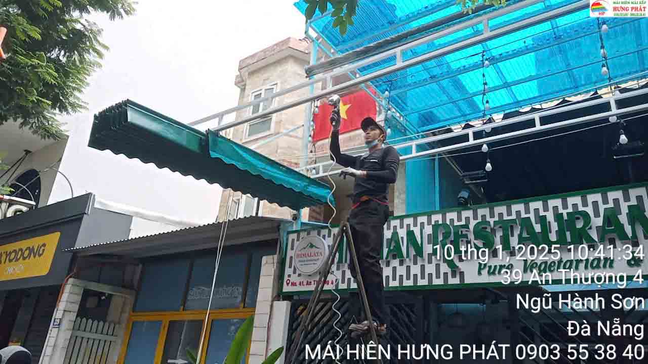 Sửa mái xếp bị rách, kẹt ray tại Đà Nẵng