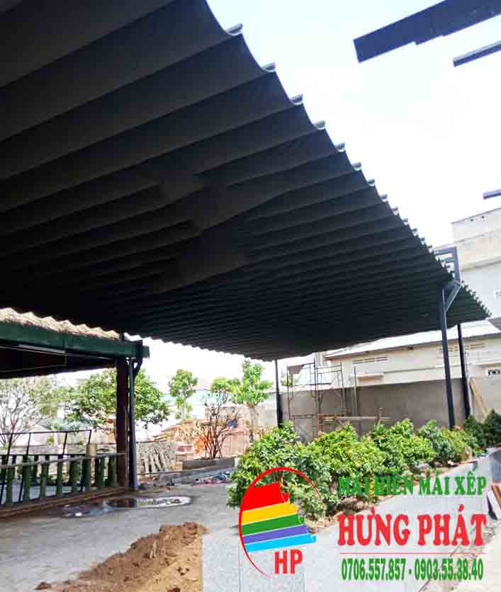 thi công mái xếp quán cafe sân vườn giá rẻ