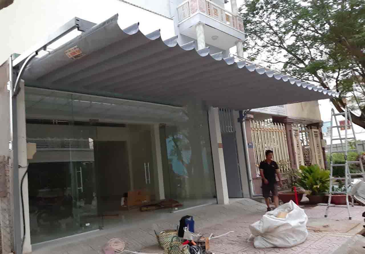 bạt che sân trước bạt che hiên nhà