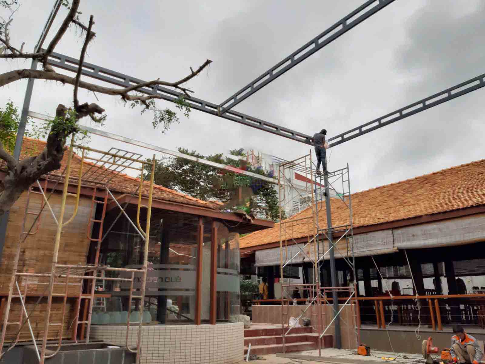 lắp đặt mái xếp đà nẵng