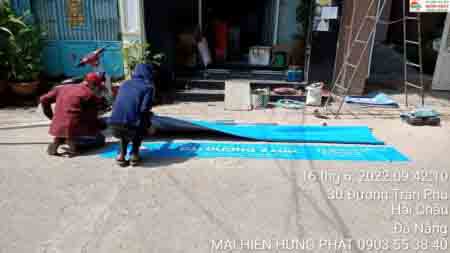 Bạt thả mái hiên di động cho cửa hàng tại Đà Nẵng