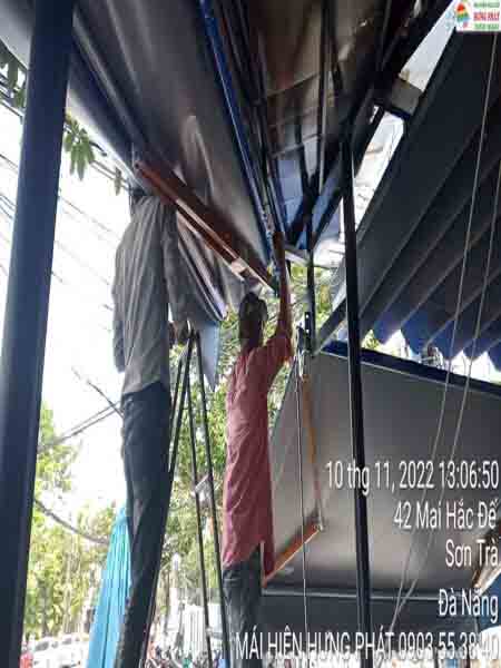 Mái hiên lắp đặt tại quán cafe 42 Mai Hắc Đế Sơn Trà Đà Nẵng