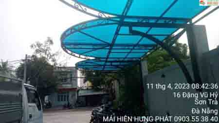 Mái poly khung sắt mỹ nghệ