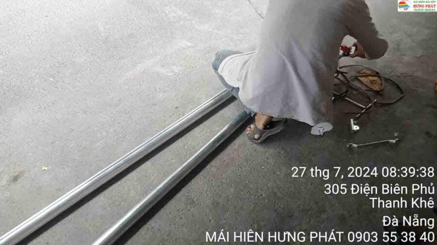 Lắp mái hiên di động giá rẻ tại 02 Văn Cao Đà Nẵng (1)