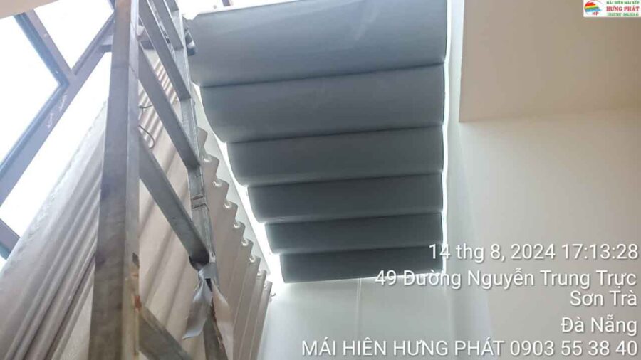 Lắp giếng trời xếp ly hệ nhôm tại 20 Nguyễn Trung Trực Đà Nẵng (1)