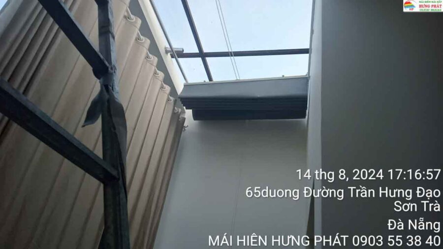 Lắp giếng trời xếp ly hệ nhôm tại 20 Nguyễn Trung Trực Đà Nẵng (3)