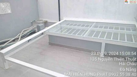 Giếng trời kính tự động lắp đặt tại 139 Trưng Nữ Vương Đà Nẵng