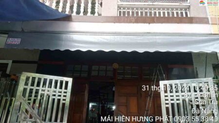 Lắp mái hiên di động tay quay tại 22 Trưng Nhị, Hả