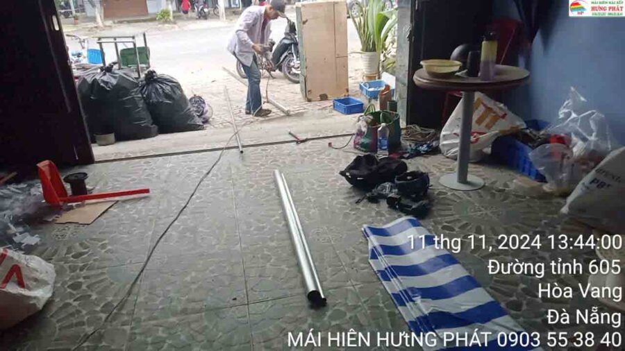 Lắp mái thả che nắng, mưa cho nhà a Hoàng trên trục Đt 605 Hòa Tiến, Hòa Vang Đà Nẵng (3)