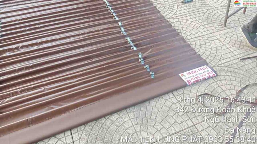 Bạt xếp di động lắp đặt cho quán cafe tại 59 đường K20 Khu Nam Việt Á Ngũ Hành Sơn (1)