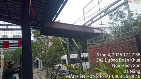 Bạt xếp di động lắp đặt cho quán cafe tại 59 đường K20 Khu Nam Việt Á Ngũ Hành Sơn (1)
