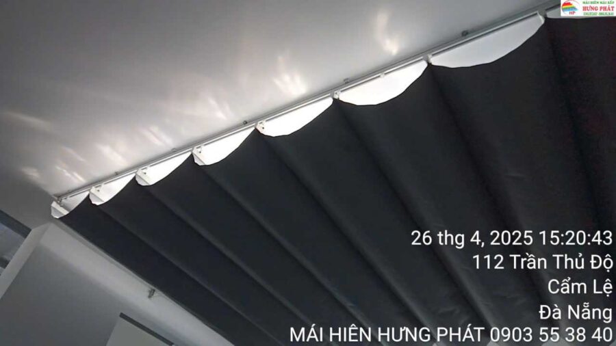 Lắp giếng trời xếp ly hệ rèm kéo tay tại 112 Trần Thủ Độ (1)