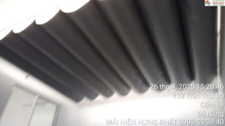 Lắp giếng trời xếp ly hệ rèm kéo tay tại 112 Trần Thủ Độ (1)