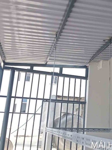 Lắp mái tôn sân phơi tại Hải Châu Đà Nẵng (1)