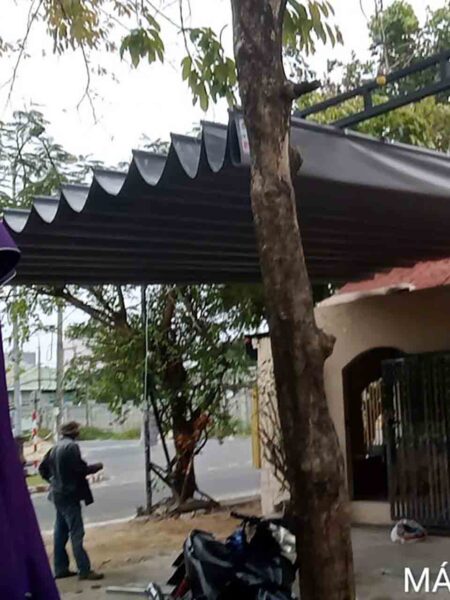 Mái che xếp di động cho quán cafe Cóc tại Trần Thánh Tông, Sơn Trà Đà Nẵng (1)
