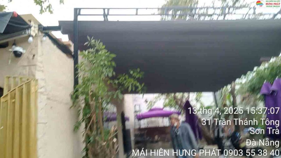 Mái che xếp di động cho quán cafe Cóc tại Trần Thánh Tông, Sơn Trà Đà Nẵng (3)