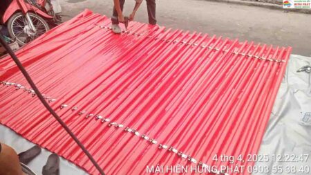 Mái che xếp di động lắp đặt cho tiệm Sửa xe 16 Nguyễn Khuyến Đà Nẵng (1)
