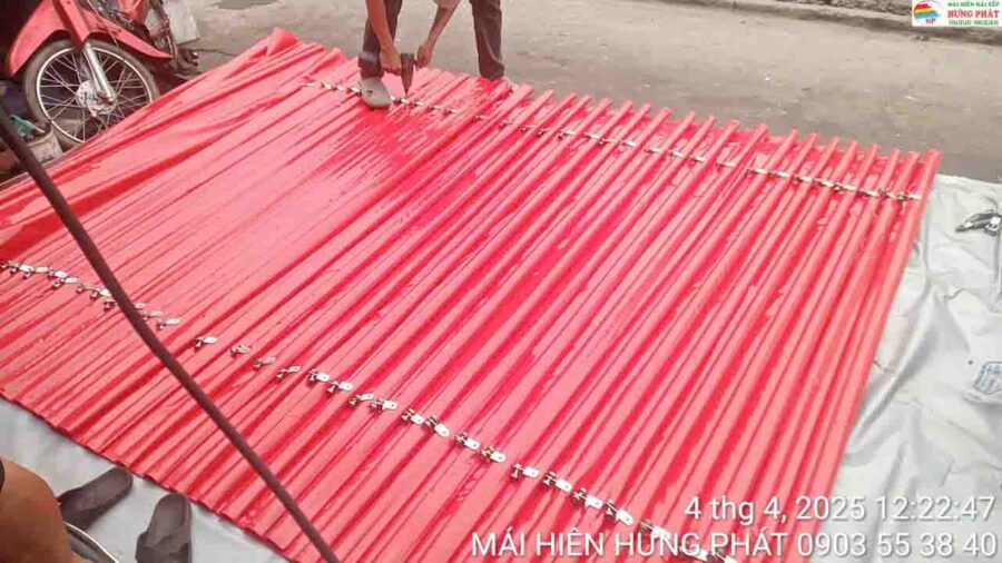 Mái che xếp di động lắp đặt cho tiệm Sửa xe 16 Nguyễn Khuyến Đà Nẵng (1)
