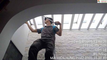 Rèm xếp ly hệ nhôm che nắng tuyệt đối cho giếng trời tại 117 Hồ Phi Tích Đà Nẵng (1)