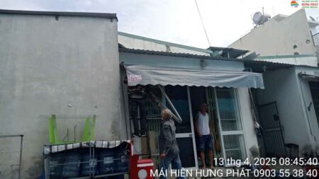 Thay bạt mái hiên, bảo trì phụ kiện tại kiệt 25 Dương Thị Xuân Quý, Ngũ Hành Sơn (1)