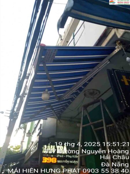 Thay bèo bạt mới cho mái hiên tiệm 396 Nguyễn Hoàng Đà Nẵng (1)