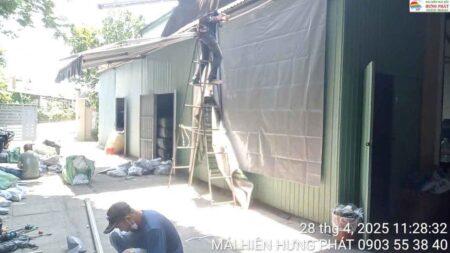 Thay mái hiên giá rẻ tại Bình Kỳ Ngũ Hành Sơn Đà Nẵng (1)