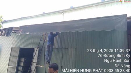 Thay mái hiên giá rẻ tại Bình Kỳ Ngũ Hành Sơn Đà Nẵng (1)