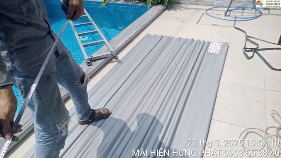 Thi công thay bạt xếp di động tại 22A Mỹ Đa Đông 8 Mỹ An Đà Nẵng (1)