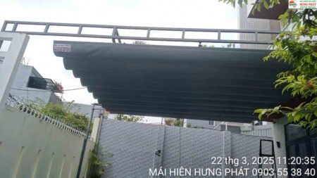Thi công thay bạt xếp di động tại 22A Mỹ Đa Đông 8 Mỹ An Đà Nẵng (1)