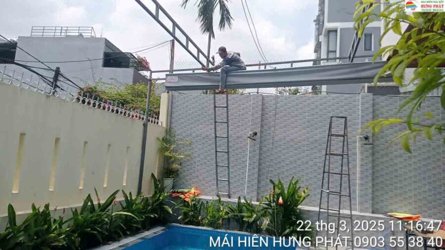 Thi công thay bạt xếp di động tại 22A Mỹ Đa Đông 8 Mỹ An Đà Nẵng (1)