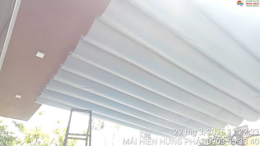 Thi công thay bạt xếp di động tại 22A Mỹ Đa Đông 8 Mỹ An Đà Nẵng (1)