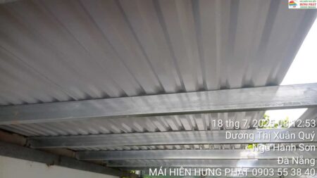 Lắp mái tôn sân thượng giá rẻ tại Ngủ Hành Sơn, Đà Nẵng (1)
