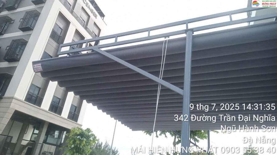 Mái che di động lắp đặt tại khu công nghệ FPT Đà Nẵng (2)