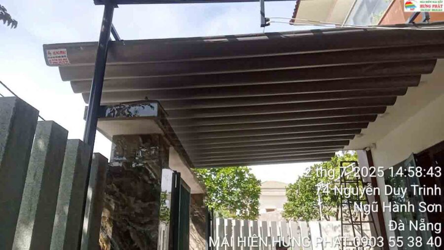 Mái xếp di động che mưa nắng giá rẻ tại Ngũ Hành Sơn (1)