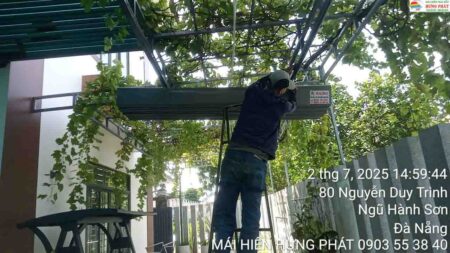 Mái xếp di động che mưa nắng giá rẻ tại Ngũ Hành Sơn (1)