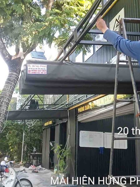 Mái xếp di động giá rẻ lắp đặt tại gara 21 Thành Thái Đà Nẵng (1)