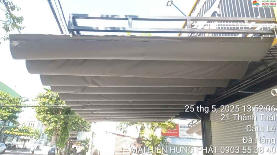 Mái xếp di động giá rẻ lắp đặt tại gara 21 Thành Thái Đà Nẵng (1)