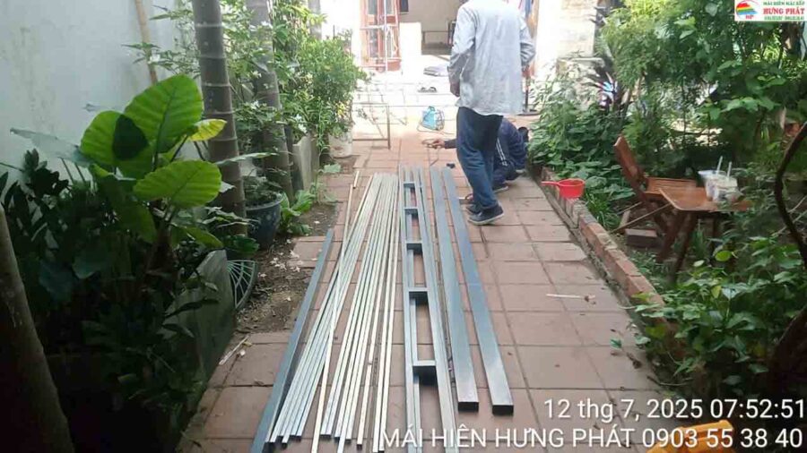 Mái xếp di động sóng nhỏ lắp đặt tại 99-20 Núi Thành Đà Nẵng (3)