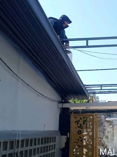 Mái xếp li di động lượn nhỏ tại kiệt 33850 Hoàng Diệu (1)
