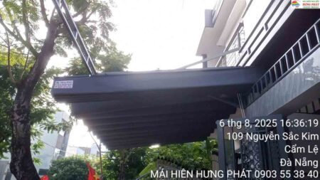 Bạt xếp di động che sân trước tại 107 Nguyễn Sắc Kim Hòa Xuân (3)