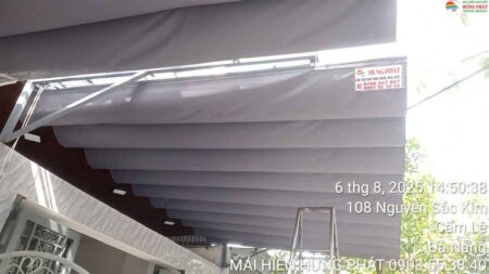 Bạt xếp di động che sân trước tại 107 Nguyễn Sắc Kim Hòa Xuân (3)