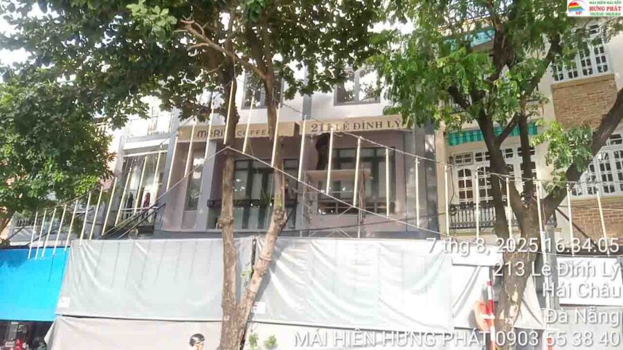 Mái che di động lắp đặt tại 211 Lê Đình Lý (2)