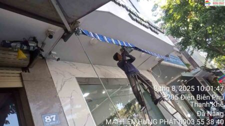 Mái hiên di động lắp đặt giá rẻ tại 89 Lê Đình Lý (1)