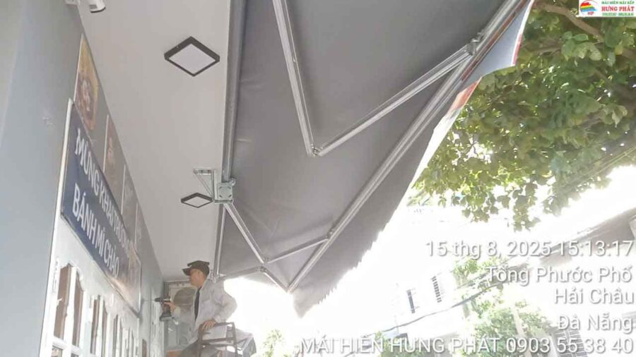 Mái hiên in bèo di động lắp mới tại Quảng Trường 29 Đà Nẵng (1)