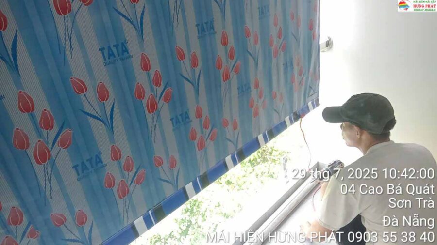 Thay bạt mái hiên mái thả tại 15 Cao Bá Quát Sơn Trà (1)