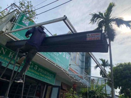 Thay bạt mái xếp di động tại 102 Phan Văn Đáng (1)