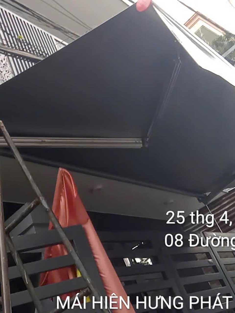 Lắp Đặt Mái Hiên Di Động Cho Nhà Phố