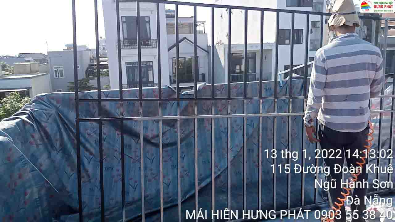 Lắp Mái Tôn Cố Định Che Nắng Mưa Tại Đà Nẵng