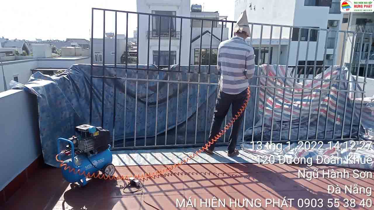 Lắp Mái Tôn Cố Định Che Nắng Mưa Tại Đà Nẵng